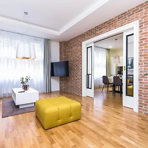 Unique Old Town At Palace Dlouha Apartment
