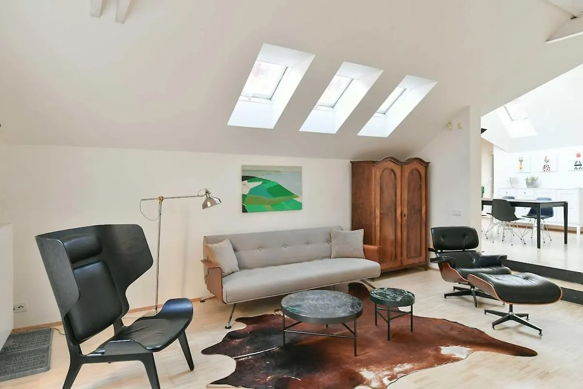 Eclectic Loft With Terrace 0*, Praga República Checa